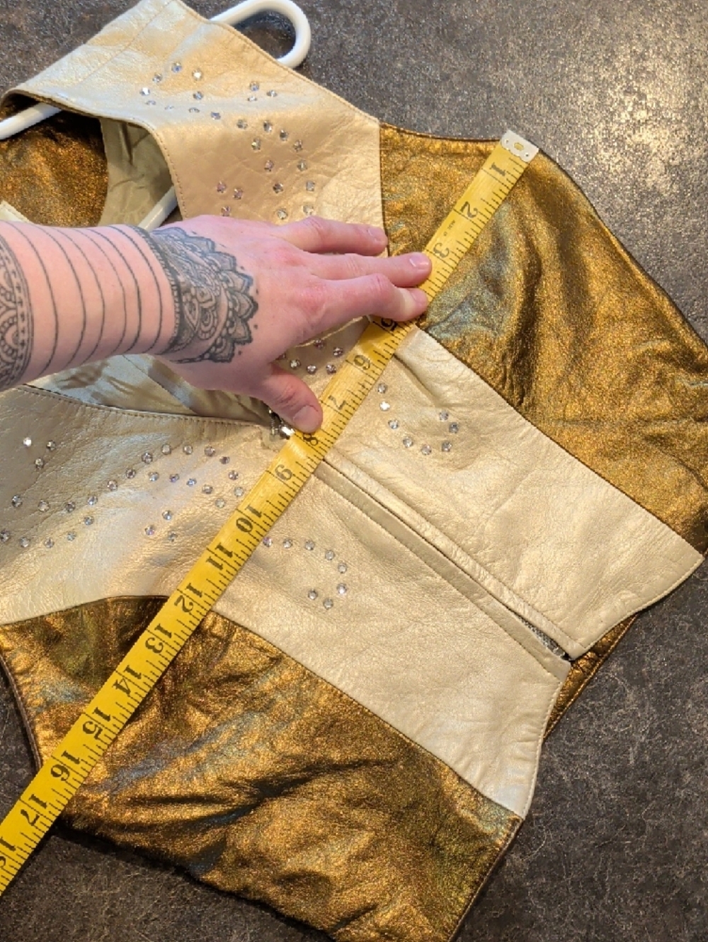 Metallic Gold & Cream Rodeo Vest - Picture 10 of 11